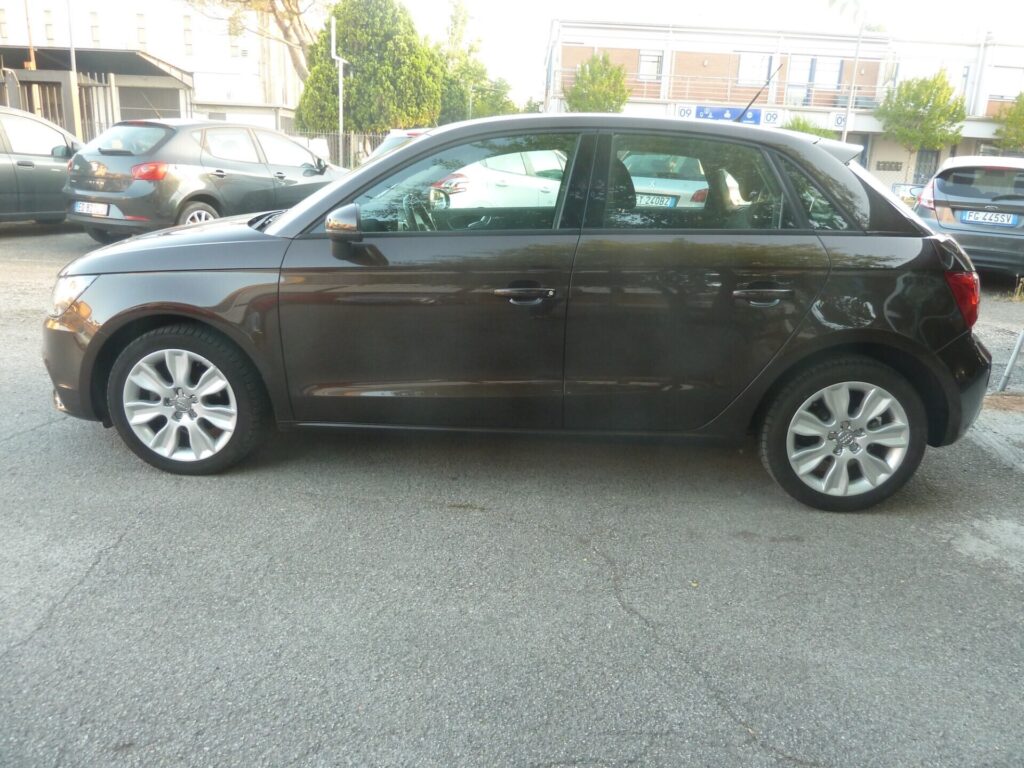 Audi A1 1.6 TDI S Tronic Automatica