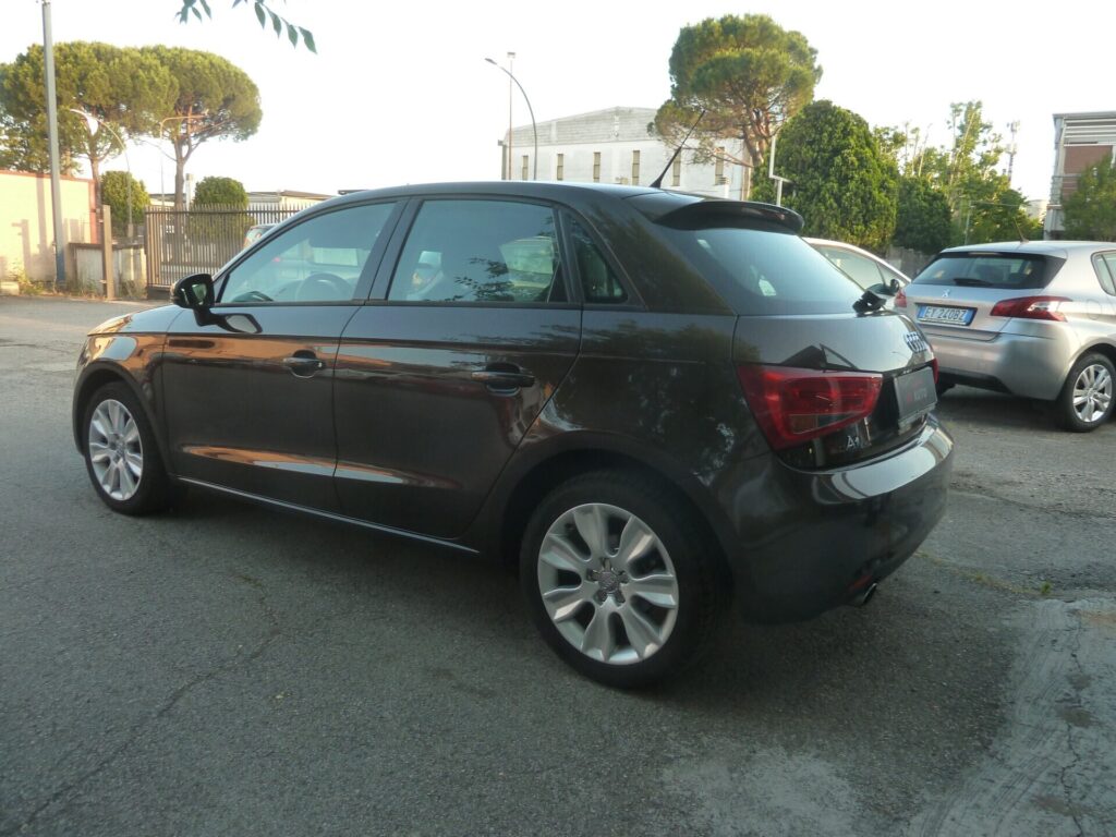 Audi A1 1.6 TDI S Tronic Automatica